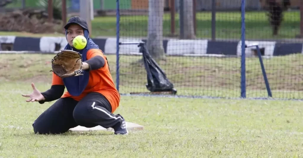 Can You Use Baseball Gloves for Softball