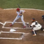 Left Field Vs Right Field In Baseball